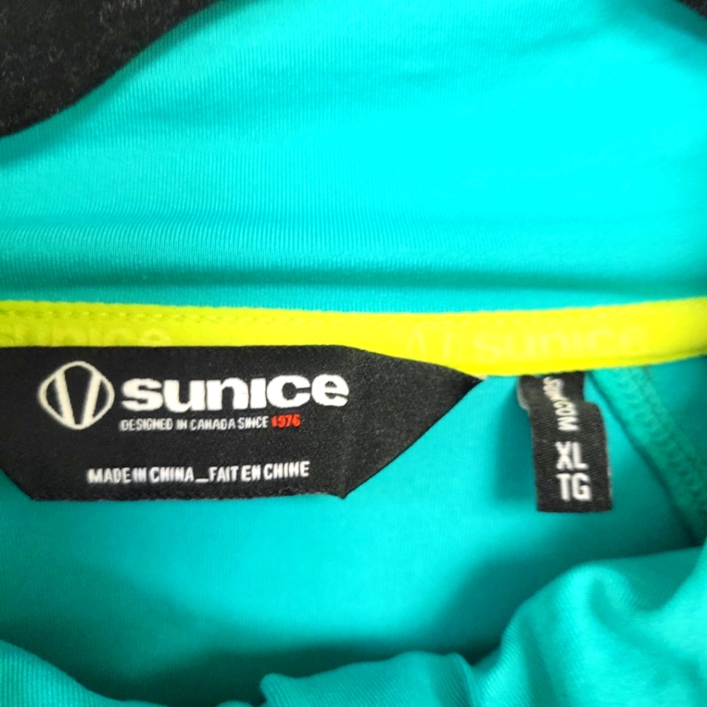 Light pullover